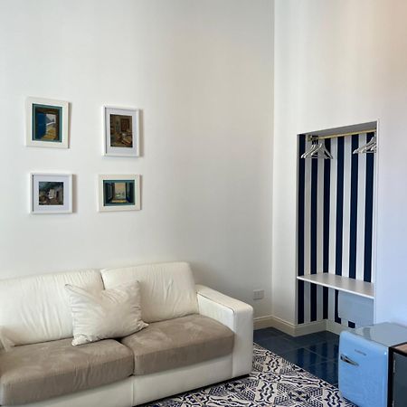 Hotel Gramsci 16 à Naples Extérieur photo